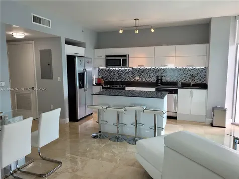 350 S Miami Avenue Miami FL 33130