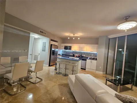 350 S Miami Avenue Miami FL 33130
