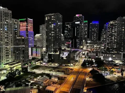 350 S Miami Avenue Miami FL 33130