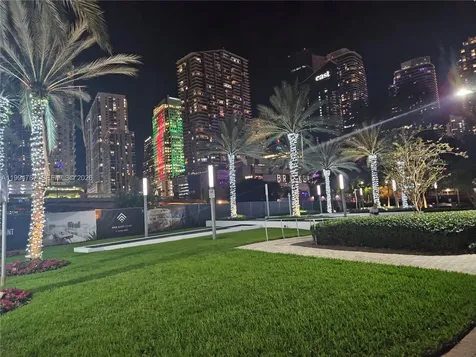 350 S Miami Avenue Miami FL 33130