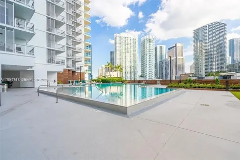 350 S Miami Avenue Miami FL 33130