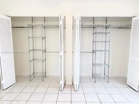 3260 W 70th Street Hialeah FL 33018