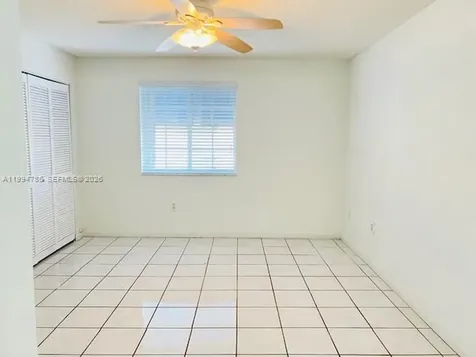 3260 W 70th Street Hialeah FL 33018