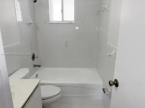 3260 W 70th Street Hialeah FL 33018