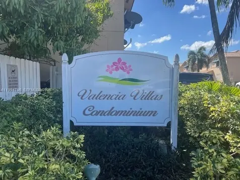 3260 W 70th Street Hialeah FL 33018