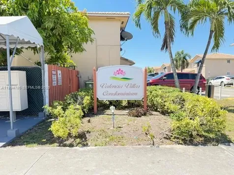 3260 W 70th Street Hialeah FL 33018