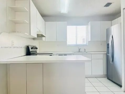 3260 W 70th Street Hialeah FL 33018