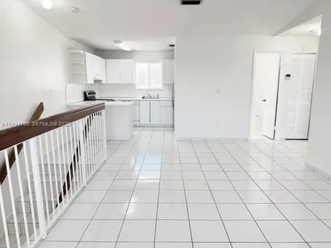 3260 W 70th Street Hialeah FL 33018