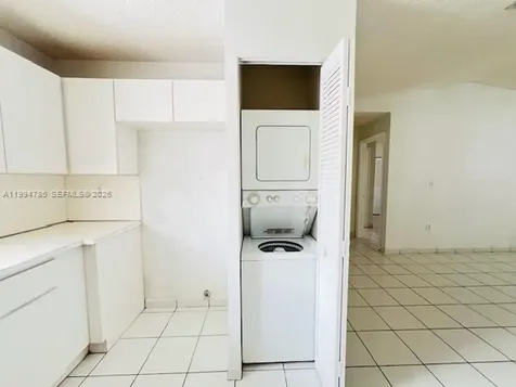 3260 W 70th Street Hialeah FL 33018
