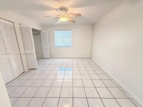 3260 W 70th Street Hialeah FL 33018
