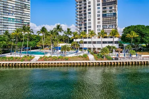 2333 Brickell Avenue Miami FL 33129