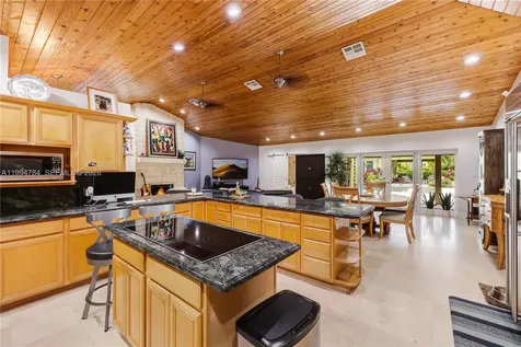9234 SW 112th Street Miami FL 33176