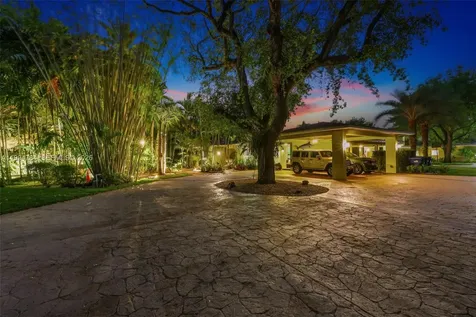 9234 SW 112th Street Miami FL 33176