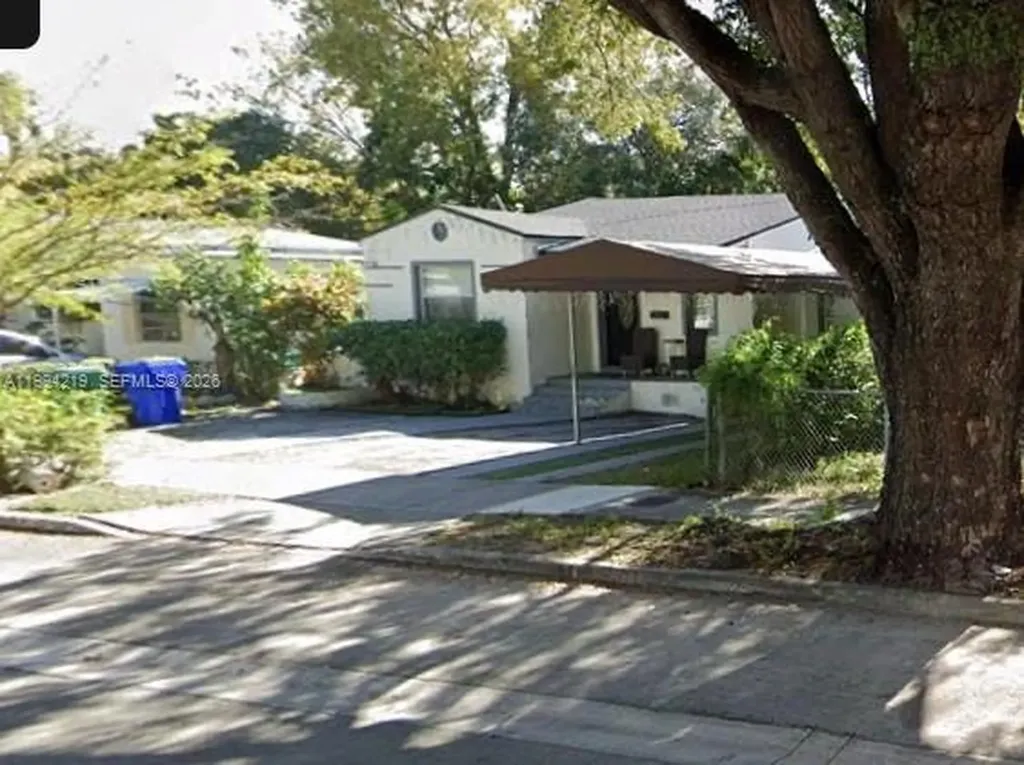 1026 NW 50th Street Miami FL 33127