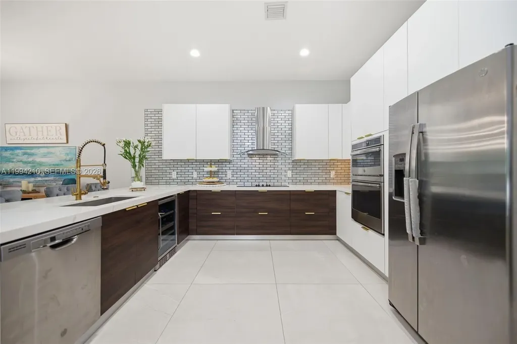 3242 SW 44th Street Dania Beach FL 33312