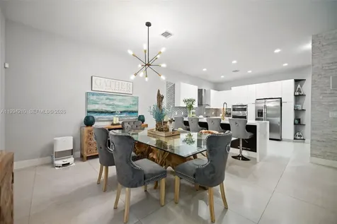 3242 SW 44th Street Dania Beach FL 33312