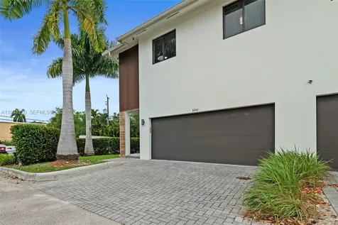 3242 SW 44th Street Dania Beach FL 33312