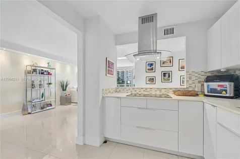 100 Bayview Drive Sunny Isles Beach FL 33160