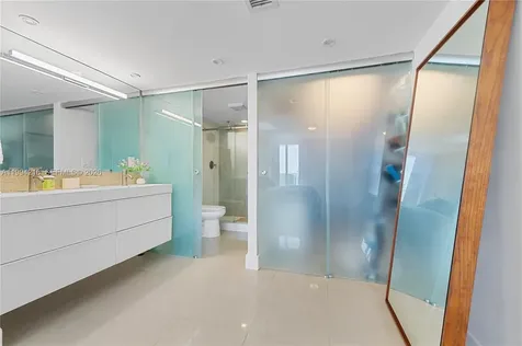 100 Bayview Drive Sunny Isles Beach FL 33160