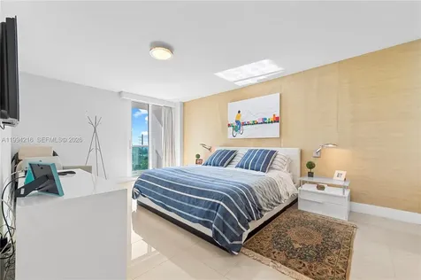 100 Bayview Drive Sunny Isles Beach FL 33160