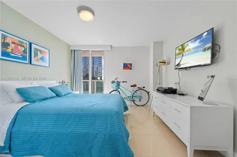 100 Bayview Drive Sunny Isles Beach FL 33160