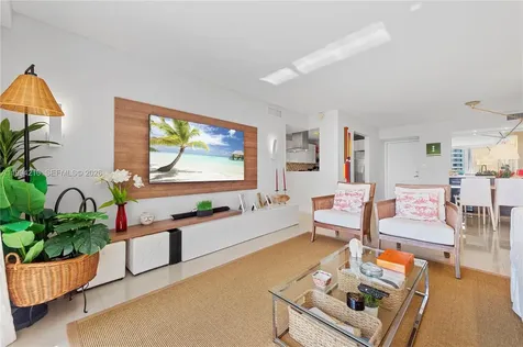 100 Bayview Drive Sunny Isles Beach FL 33160