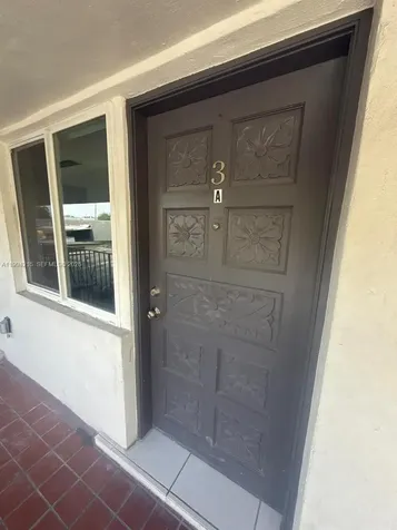 2622 NW 24th Street Miami FL 33142
