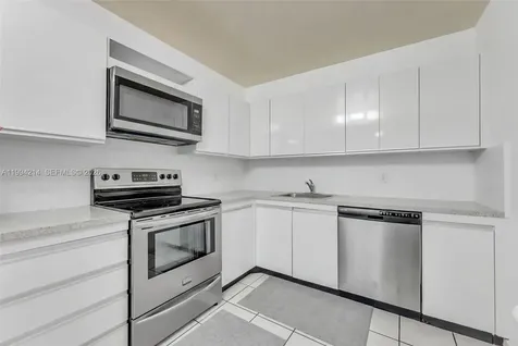 2500 Parkview Drive Hallandale Beach FL 33009