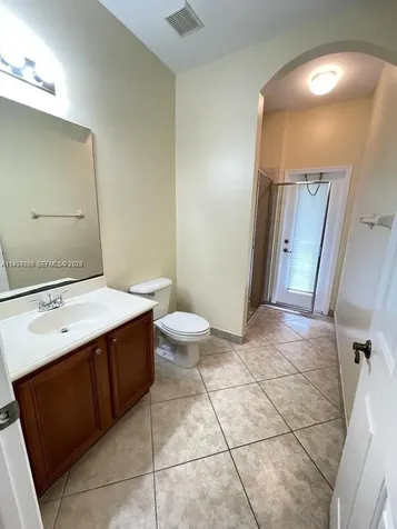 19183 N Hibiscus Street Weston FL 33332