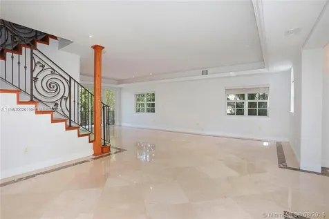 592 Fernwood Road Key Biscayne FL 33149
