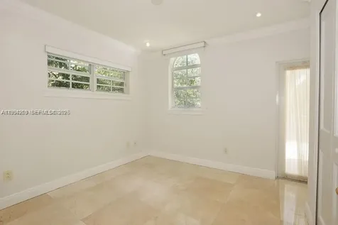 592 Fernwood Road Key Biscayne FL 33149
