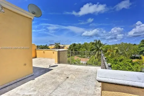 592 Fernwood Road Key Biscayne FL 33149