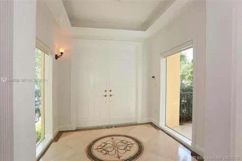 592 Fernwood Road Key Biscayne FL 33149