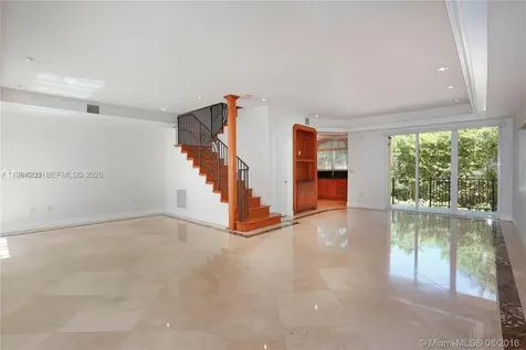 592 Fernwood Road Key Biscayne FL 33149