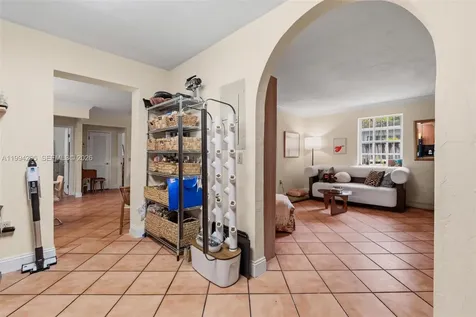 3147 Mcdonald Street Miami FL 33133