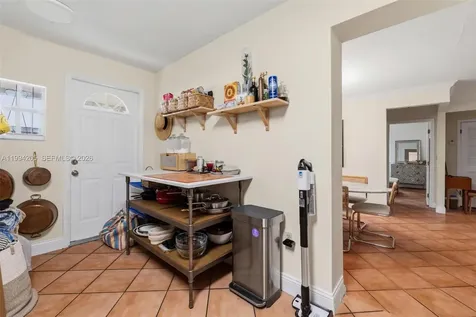 3147 Mcdonald Street Miami FL 33133