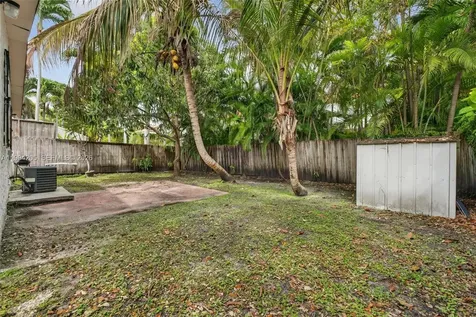 3147 Mcdonald Street Miami FL 33133