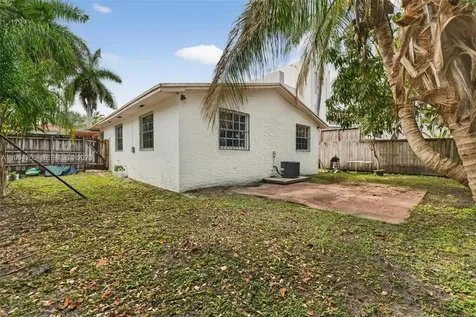 3147 Mcdonald Street Miami FL 33133