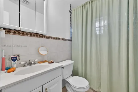 3147 Mcdonald Street Miami FL 33133