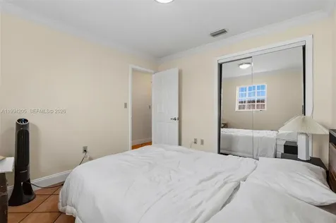 3147 Mcdonald Street Miami FL 33133