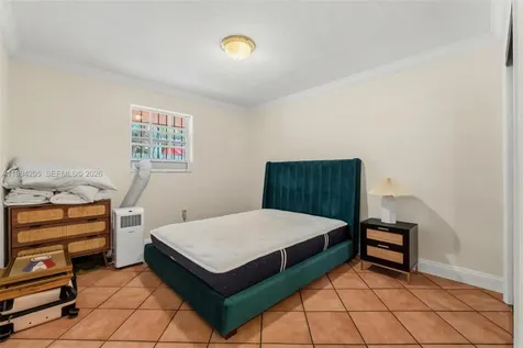 3147 Mcdonald Street Miami FL 33133