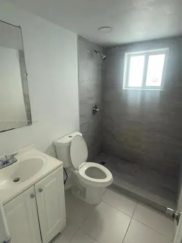 2622 NW 24th Street Miami FL 33142