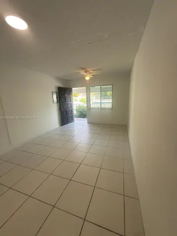 2622 NW 24th Street Miami FL 33142