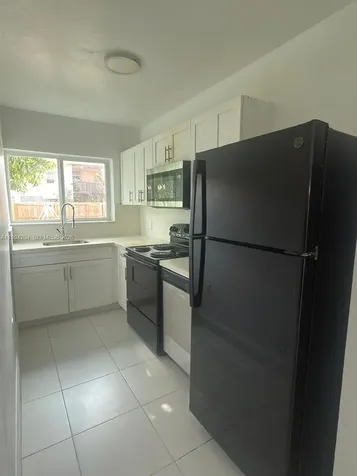 2622 NW 24th Street Miami FL 33142