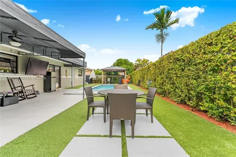 2385 SW 131st Place Miami FL 33175