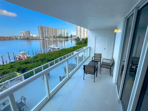 Sunny Isles Beach FL 33160