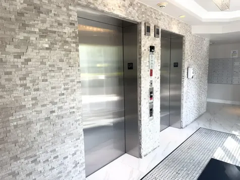 Sunny Isles Beach FL 33160