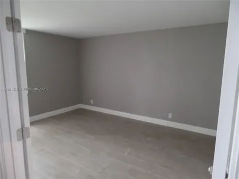 109 Lake Emerald Drive Oakland Park FL 33309