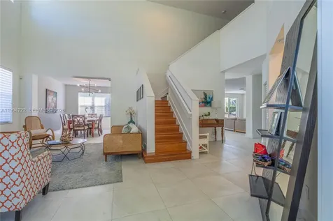 910 Sunflower Circle Weston FL 33327