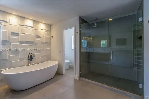 910 Sunflower Circle Weston FL 33327